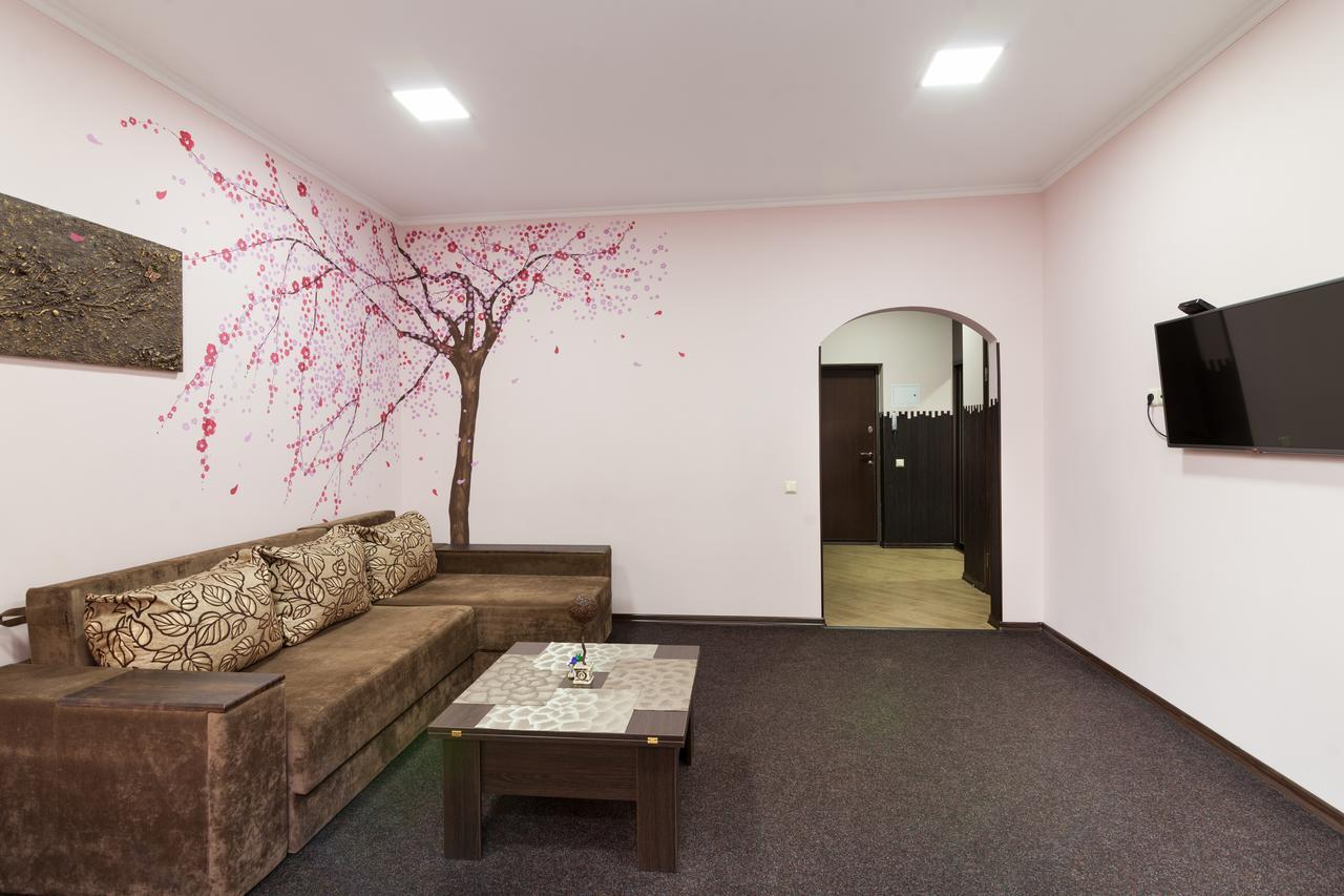 Lux Apart Lviv Apartments Exterior foto