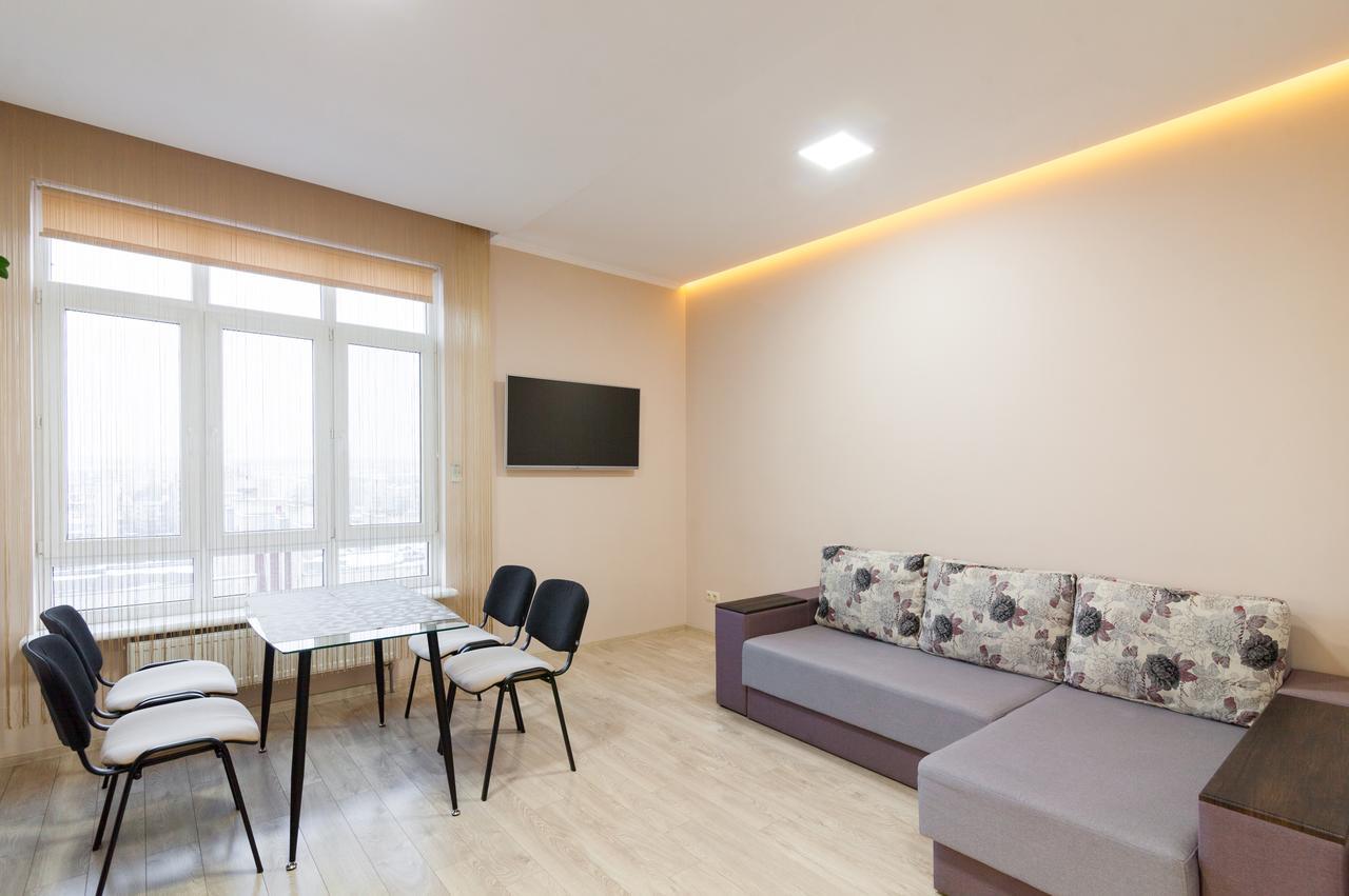 Lux Apart Lviv Apartments Exterior foto