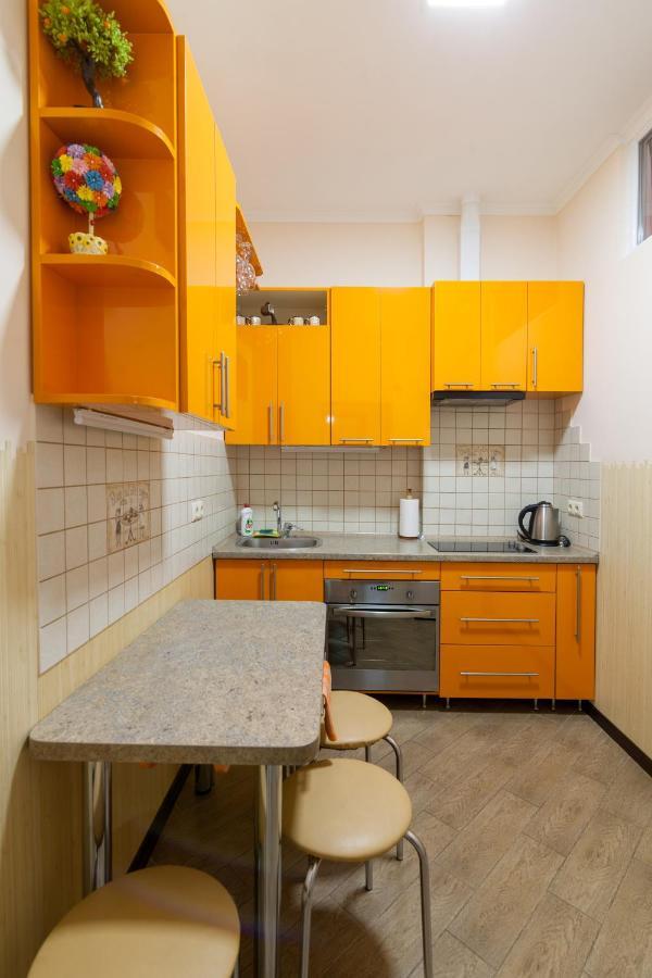 Lux Apart Lviv Apartments Exterior foto